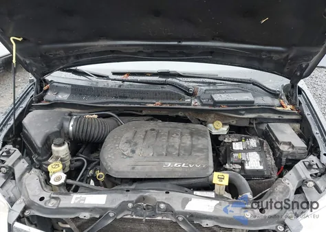 2013 Chrysler Town & Country Touring z USA, uszkodzony, nr VIN 2C4RC1BG7DR691859